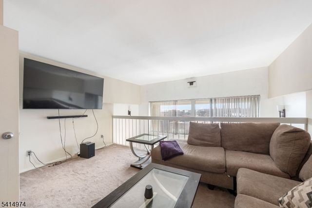 40 Fayette St 64, Perth Amboy City, NJ 08861