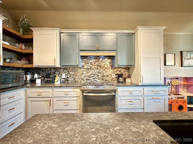 4906 S 195th East Avenue, Broken Arrow, OK 74014