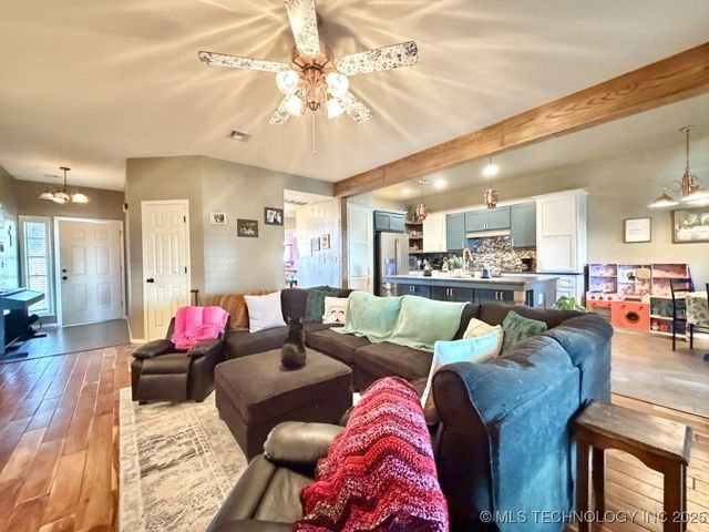 4906 S 195th East Avenue, Broken Arrow, OK 74014