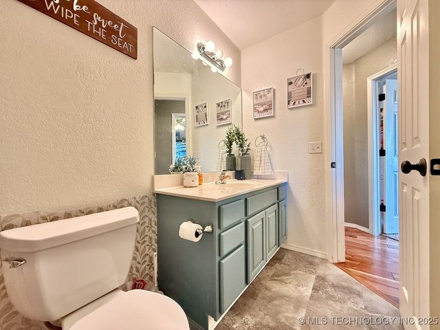 4906 S 195th East Avenue, Broken Arrow, OK 74014