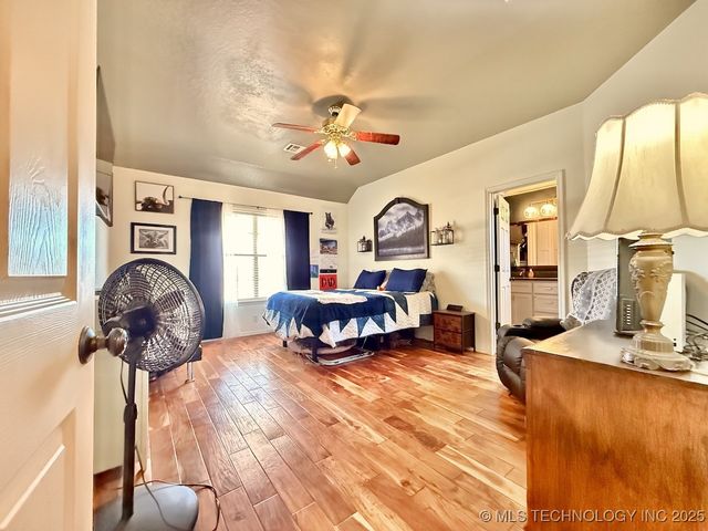 4906 S 195th East Avenue, Broken Arrow, OK 74014