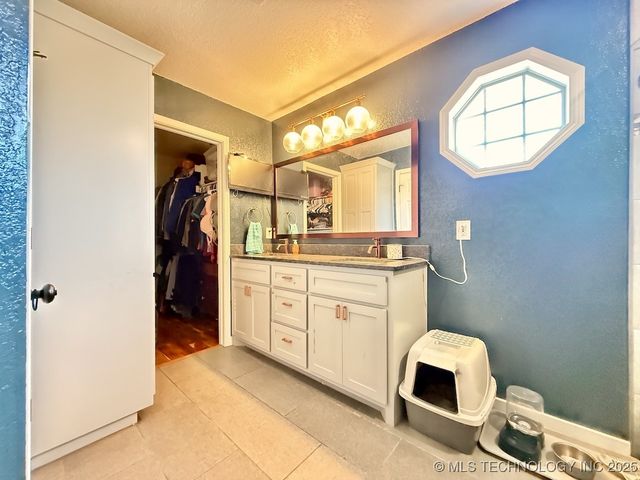 4906 S 195th East Avenue, Broken Arrow, OK 74014