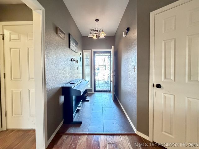 4906 S 195th East Avenue, Broken Arrow, OK 74014