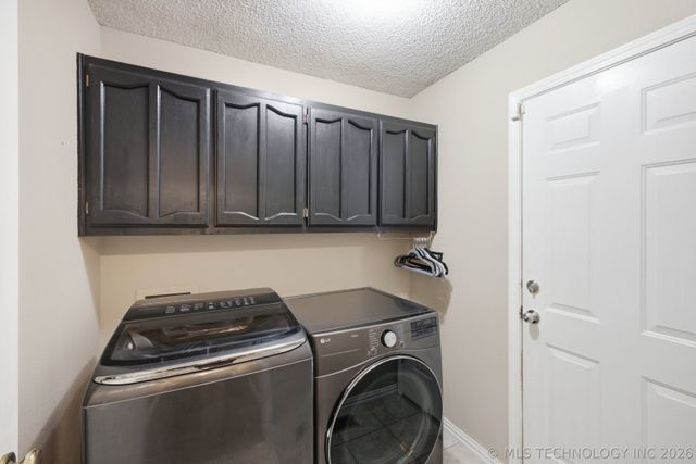 9107 S 85th East Avenue, Tulsa, OK 74133