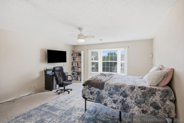 9107 S 85th East Avenue, Tulsa, OK 74133
