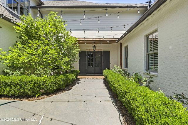 404 Cedarmont Drive, Madison, MS 39110