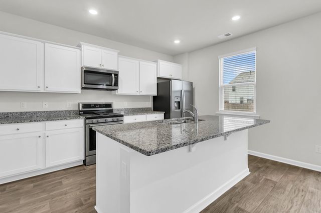 428 Lake Ridge Boulevard, Summerville, SC 29486