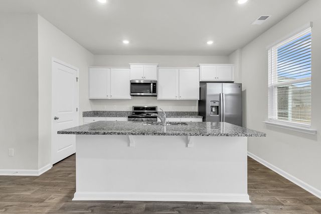 428 Lake Ridge Boulevard, Summerville, SC 29486