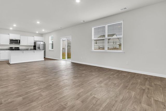 428 Lake Ridge Boulevard, Summerville, SC 29486