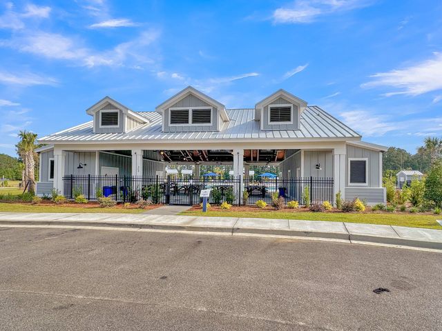 428 Lake Ridge Boulevard, Summerville, SC 29486