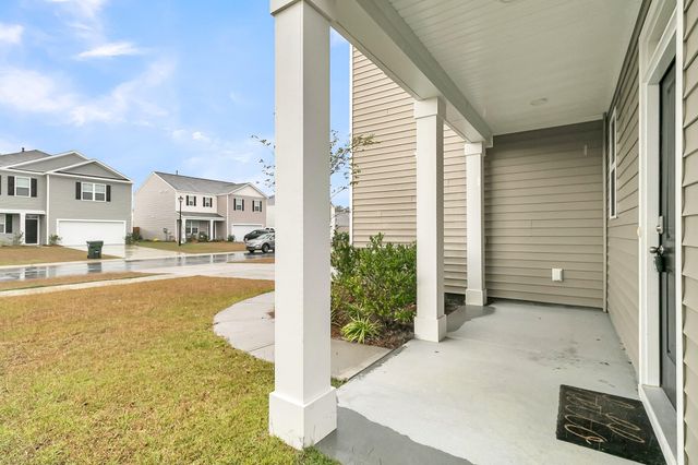 428 Lake Ridge Boulevard, Summerville, SC 29486
