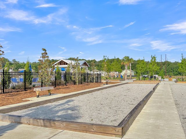 428 Lake Ridge Boulevard, Summerville, SC 29486