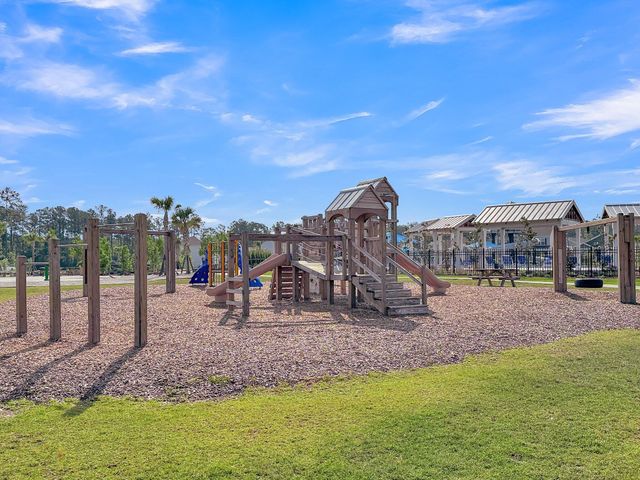 428 Lake Ridge Boulevard, Summerville, SC 29486