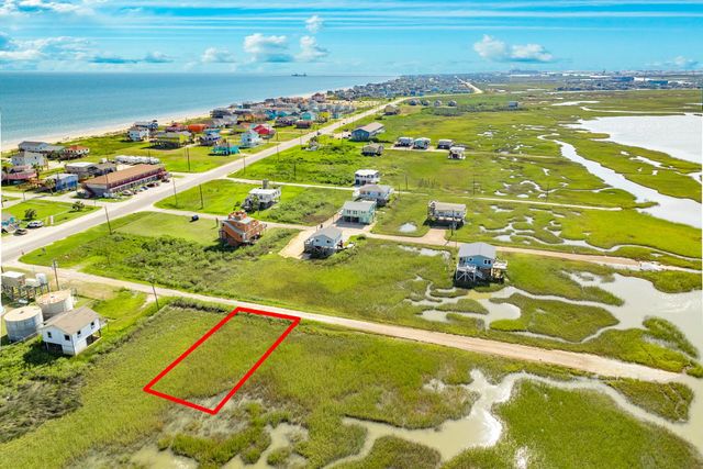 000 Yucca Ave Lot 30, Surfside Beach, TX 77541