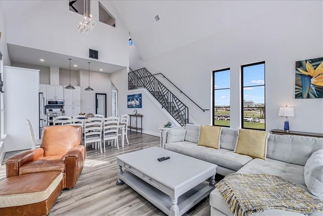 507 Sunrise Ave, Port Aransas, TX 78373