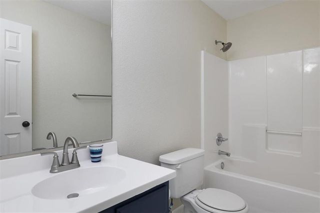 2321 Brett Drive, Lawrence, KS 66049