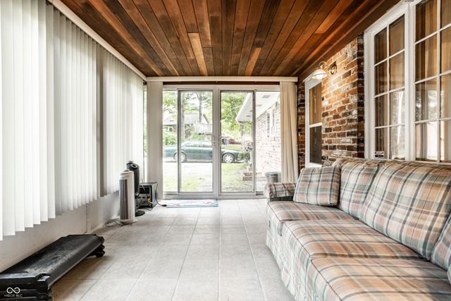 1859 Marian Drive, Indianapolis, IN 46240