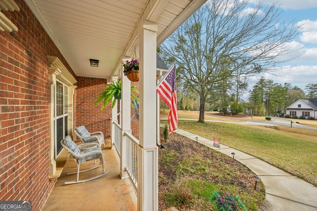 572 Harbour Shores Drive, Jackson, GA 30233
