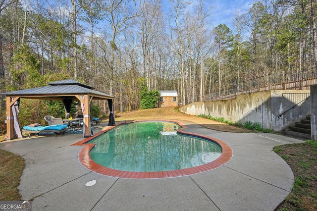 572 Harbour Shores Drive, Jackson, GA 30233