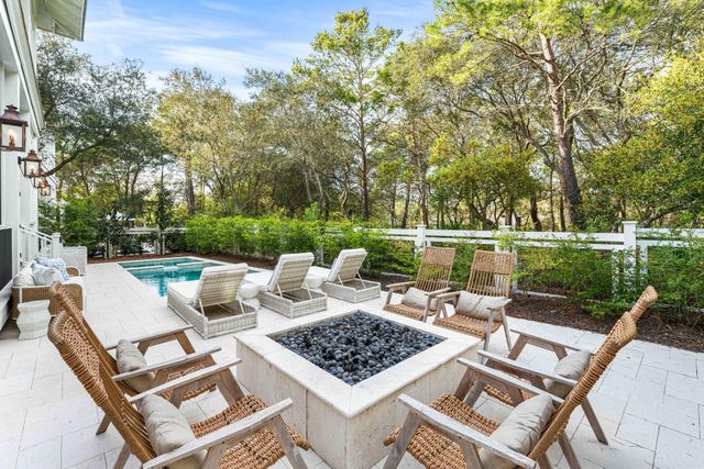 605 Western Lake Drive, Santa Rosa Beach, FL 32459