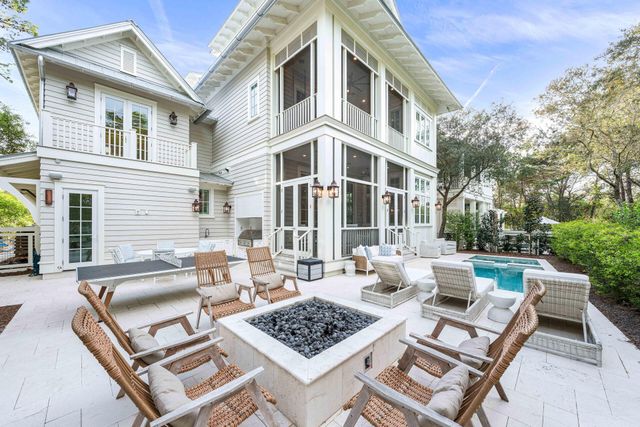 605 Western Lake Drive, Santa Rosa Beach, FL 32459
