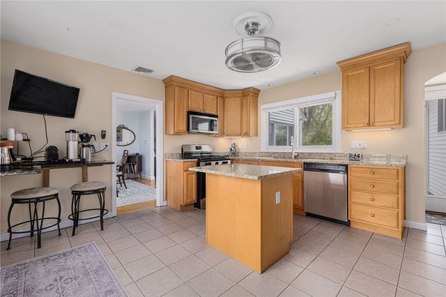 120 Bretton Woods Drive, Cranston, RI 02920