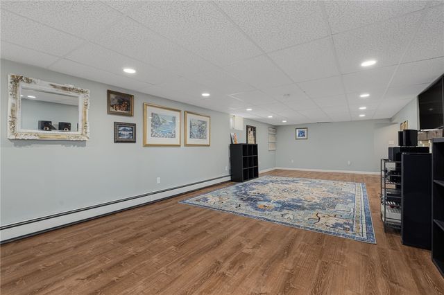 120 Bretton Woods Drive, Cranston, RI 02920