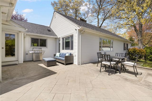 120 Bretton Woods Drive, Cranston, RI 02920
