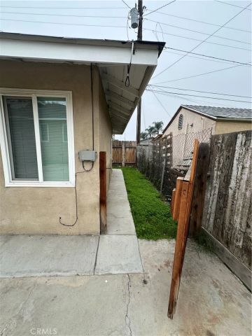 2306 Berger, Bakersfield, CA 93305