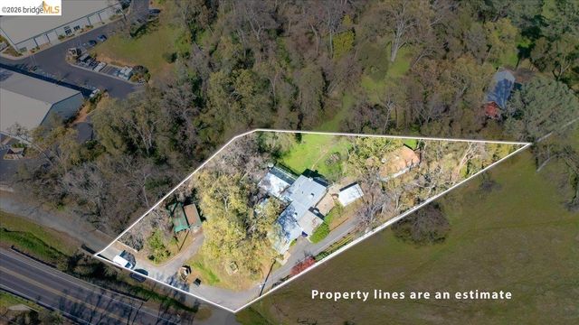 14690 Tuolumne RD, Sonora, CA 95370