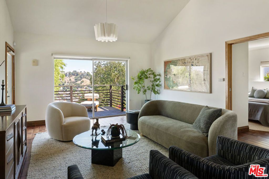 853 Tipton Terrace, Los Angeles, CA 90042 — photo 5