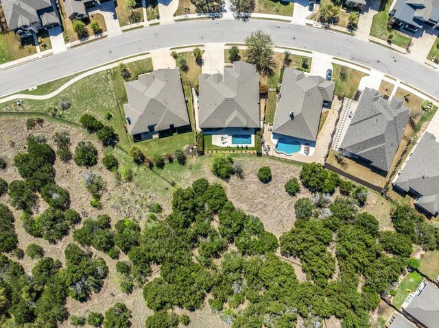 413 Montalcino LN, Georgetown, TX 78628