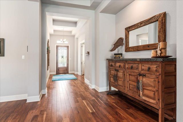 413 Montalcino LN, Georgetown, TX 78628