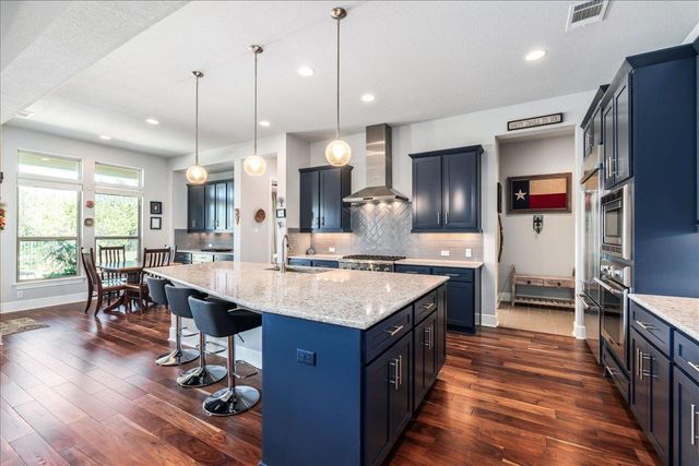 413 Montalcino LN, Georgetown, TX 78628