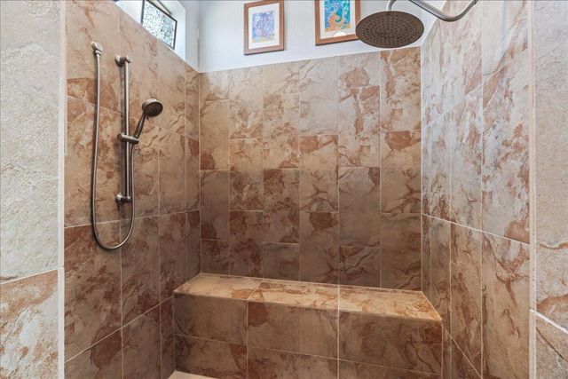 413 Montalcino LN, Georgetown, TX 78628