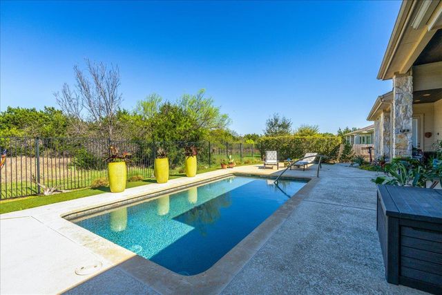 413 Montalcino LN, Georgetown, TX 78628