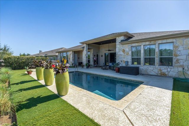 413 Montalcino LN, Georgetown, TX 78628