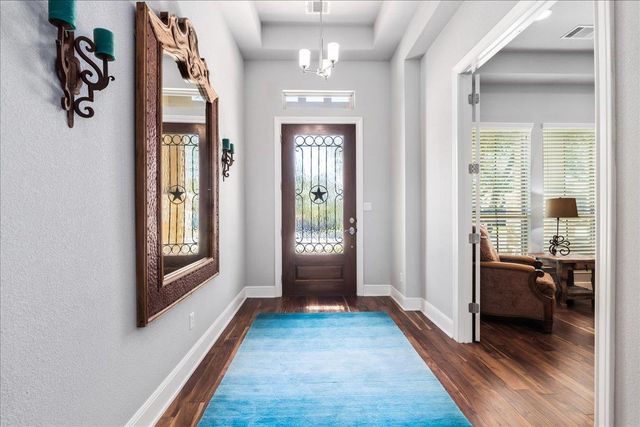 413 Montalcino LN, Georgetown, TX 78628