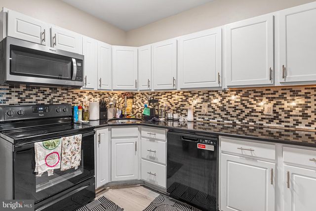 2021 N 16TH ST, Philadelphia, PA 19121