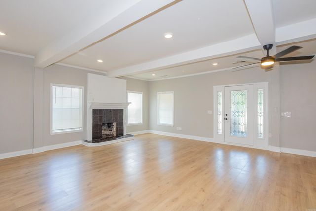 1018 River, Benton, AR 72015