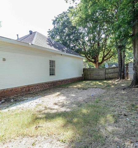 1018 River, Benton, AR 72015