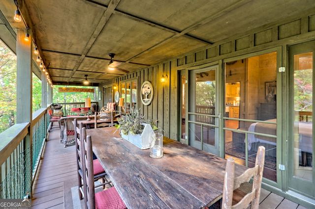 183 Vista Dell Lane, Tallulah Falls, GA 30573