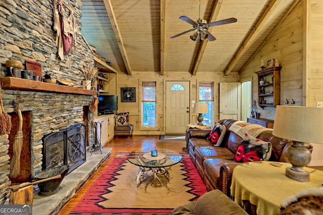 183 Vista Dell Lane, Tallulah Falls, GA 30573