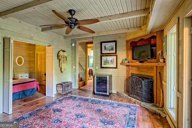 183 Vista Dell Lane, Tallulah Falls, GA 30573