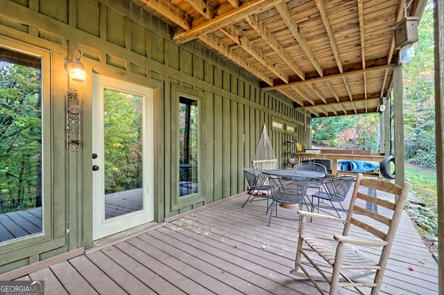 183 Vista Dell Lane, Tallulah Falls, GA 30573