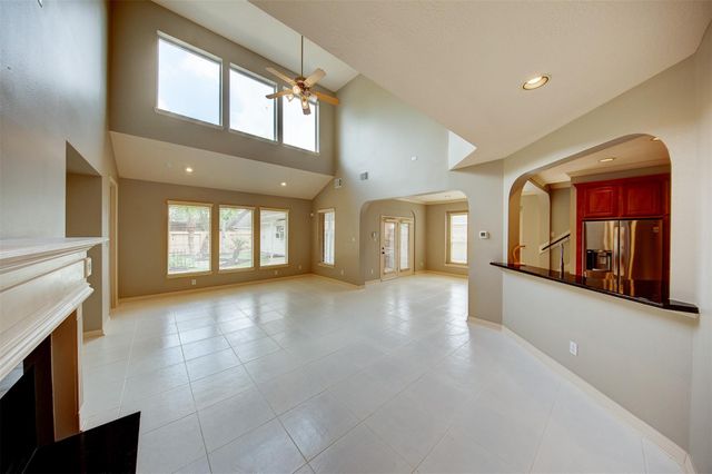 3430 Queensburg Lane, Friendswood, TX 77546