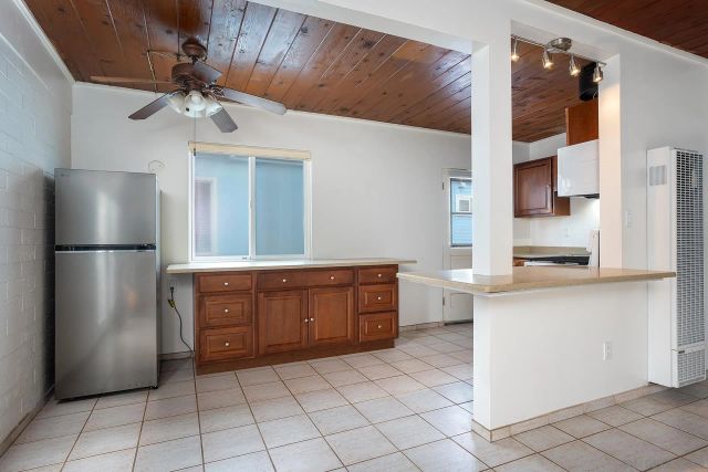 5036 W Point Loma Blvd, San Diego, CA 92107