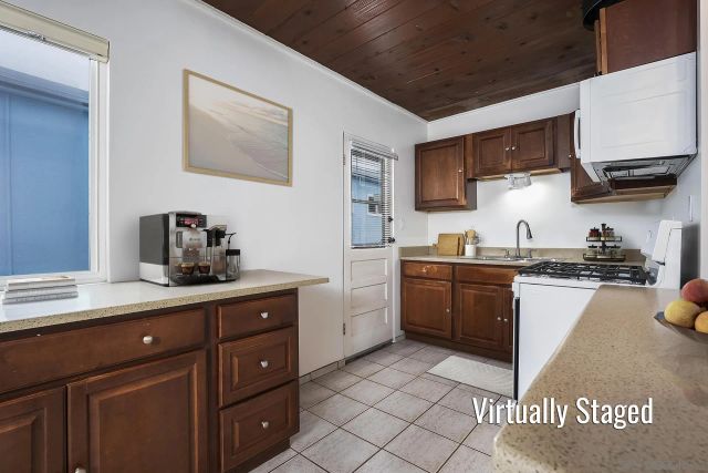5036 W Point Loma Blvd, San Diego, CA 92107