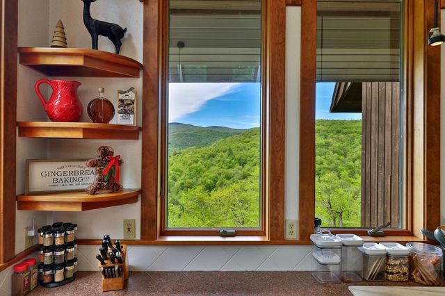 181 Harrier Way, Plymouth, VT 05056