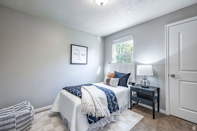 833 N LAKESIDE LN, Centerville, UT 84014